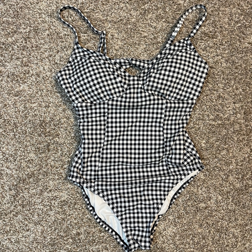 Checkered swimsuit